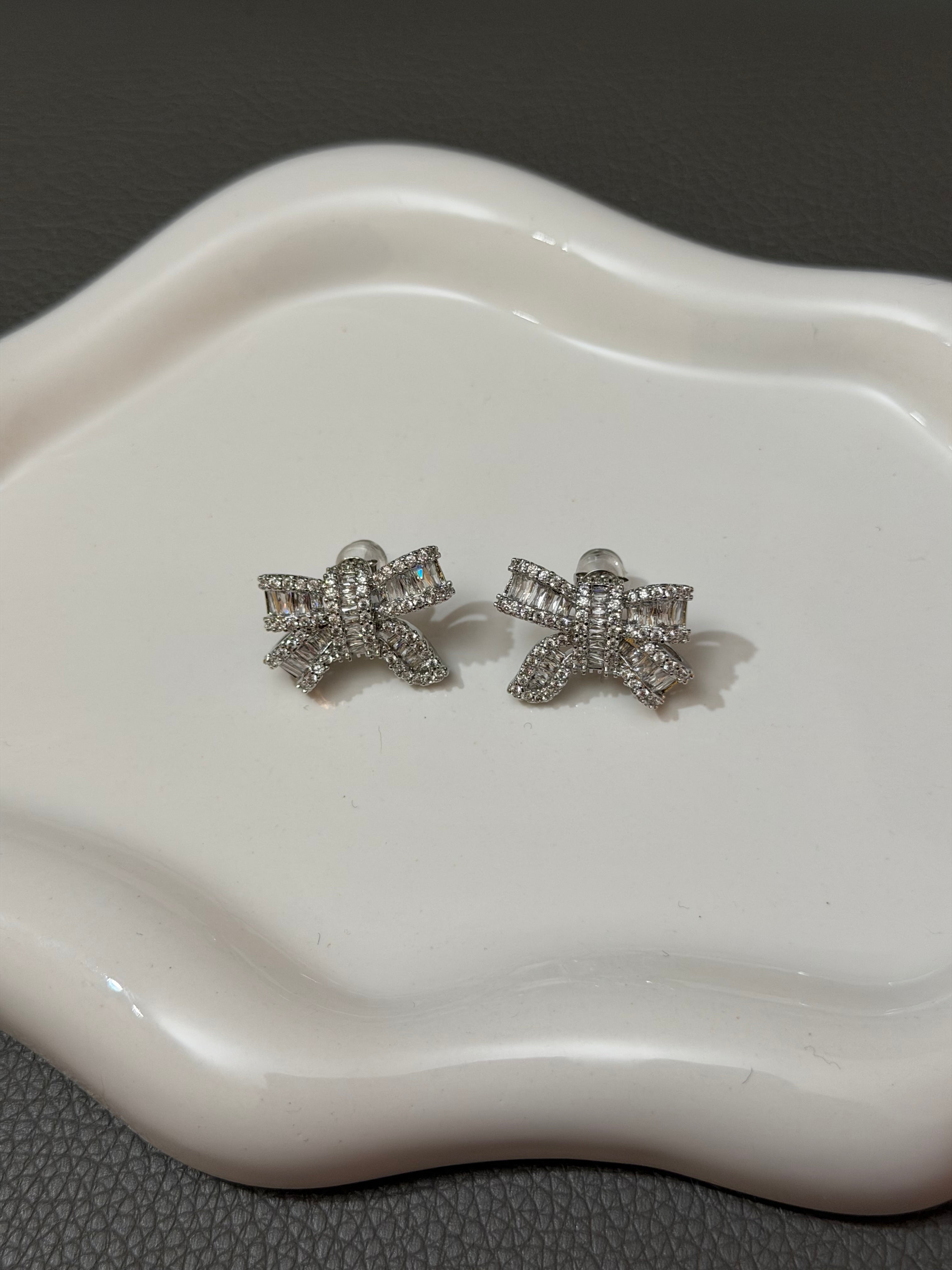 Orecchini Fiocco strass