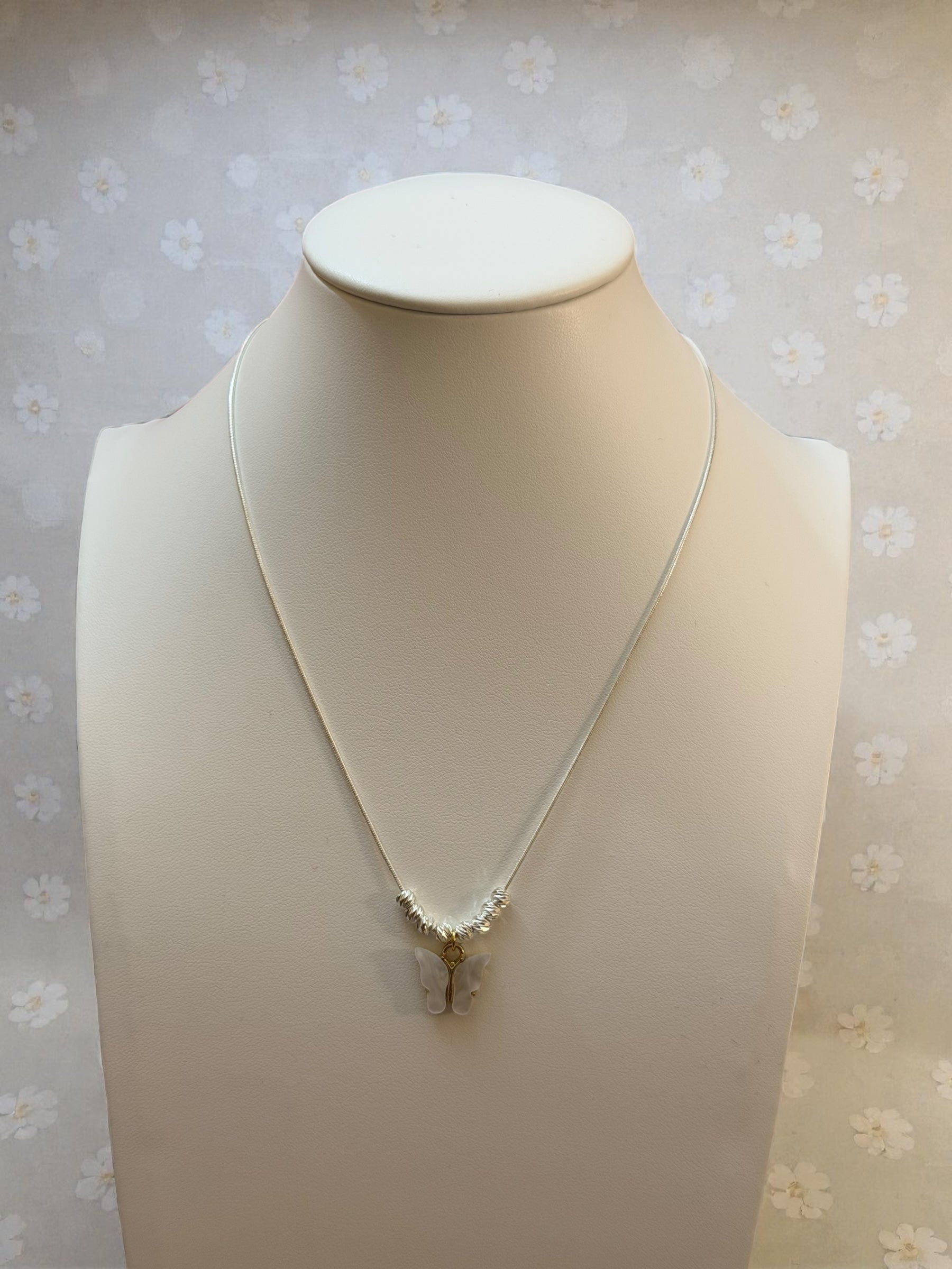 Collana Farfalla Bianca