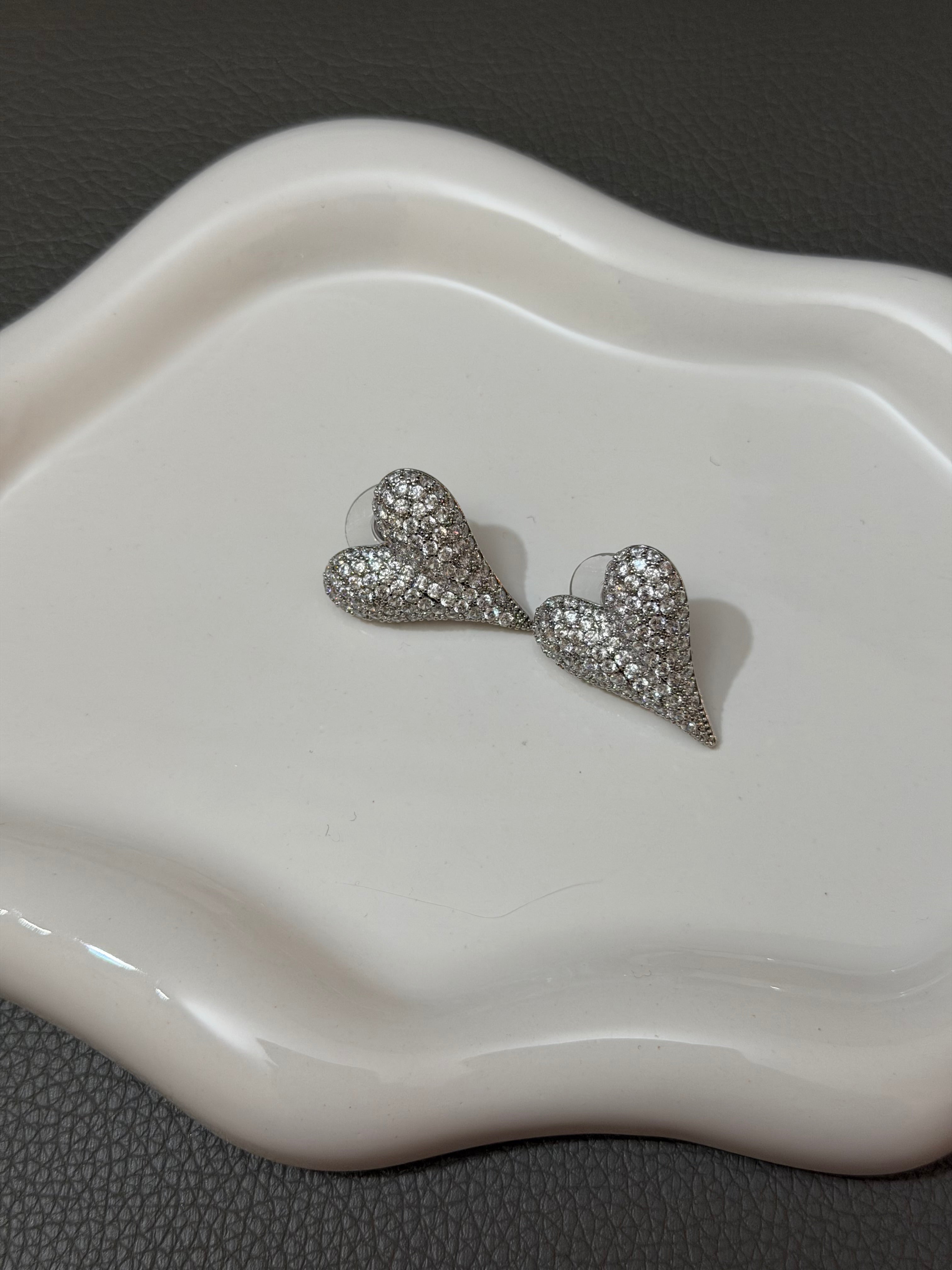 Orecchini cuore zirconato